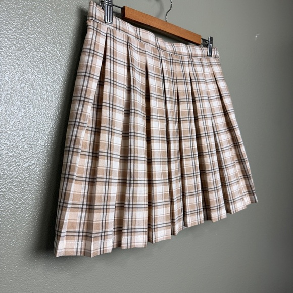 CALI 1850 Plaid Pleated Skirt w/ Side Zipper Jr Women's Size L - Picture 2 of 5